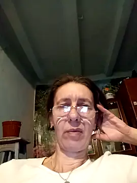 Tania9876 online show from April 2026 09:23:01 PM