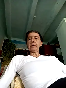 Tania9876 online show from April 2026 06:44:02 AM