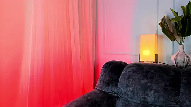 Skinny Mac online show from April 2026 06:10:01 PM