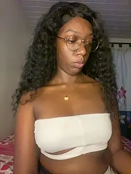 GaiaFiore online show from April 2026 08:32:02 PM