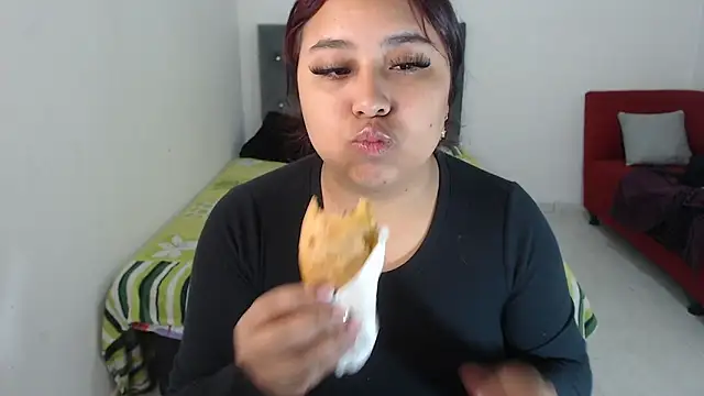 candymorena69 online show from May 2026 12:44:01 PM