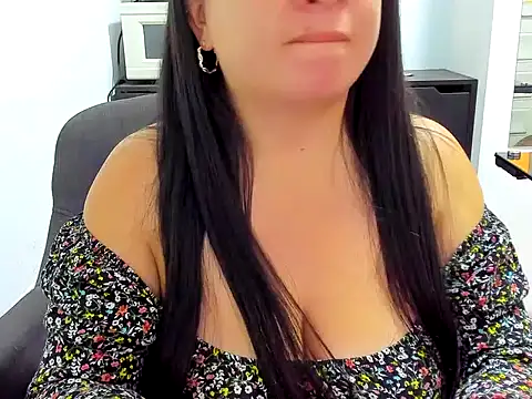 milla moon1 online show from July 2026 02:59:01 PM