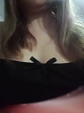 jennyyhottt online show from July 2026 07:40:01 PM