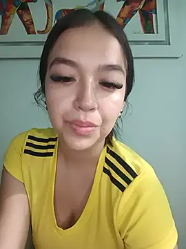 Kitty Loveee online show from June 2026 09:09:01 PM