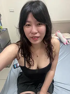 vivi131927 online show from April 2026 02:04:02 PM