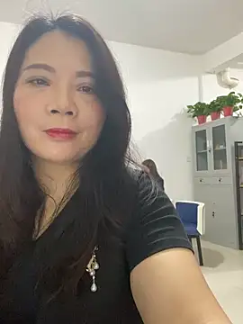 yu19988 online show from April 2026 01:38:01 AM