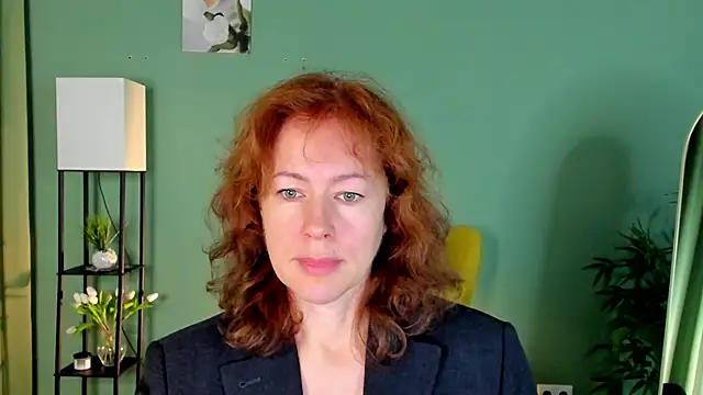 Snapshot of LeticiaRomano chatting on June 2026 04:08:01 AM LeticiaRomano online show from June 2026 04:08:01 AM