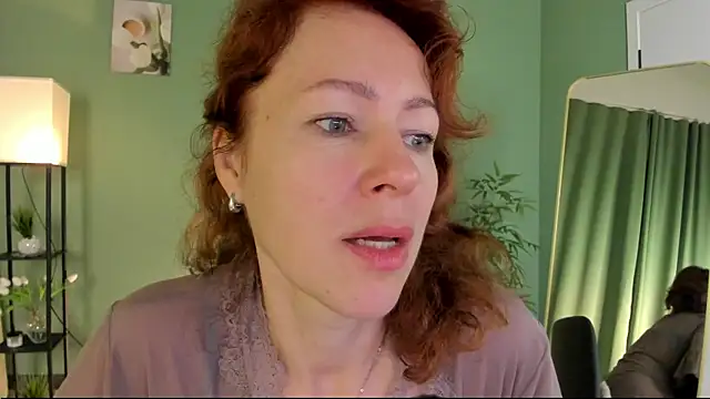Snapshot of LeticiaRomano chatting on July 2026 04:07:01 AM LeticiaRomano online show from July 2026 04:07:01 AM