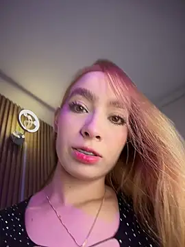 Isabella gaviria online show from March 2026 02:00:01 AM