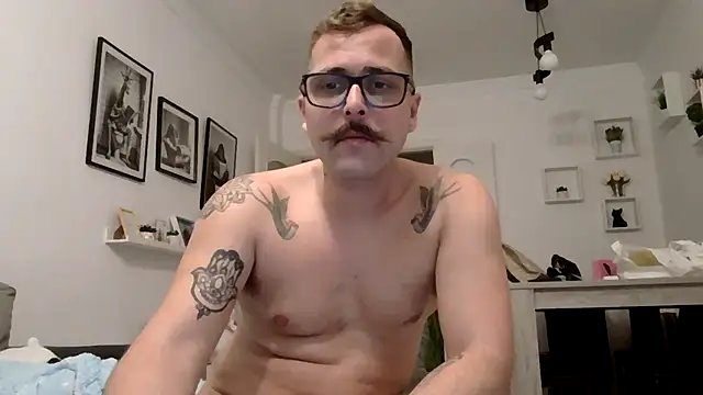 yanick931 online show from May 2026 11:56:01 PM
