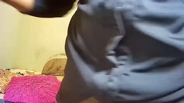 embarbianc online show from April 2026 03:04:02 AM