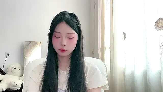 yiyibaby2026 online show from April 2026 02:36:02 AM