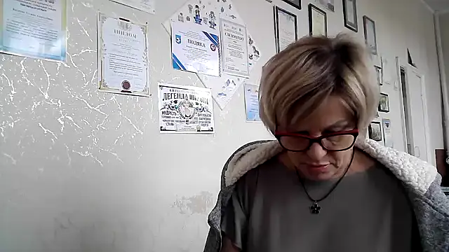 TatkaYang online show from June 2026 11:34:01 AM