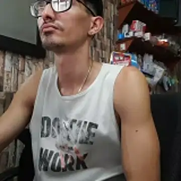 jhosuamoore online show from May 2026 09:12:02 PM