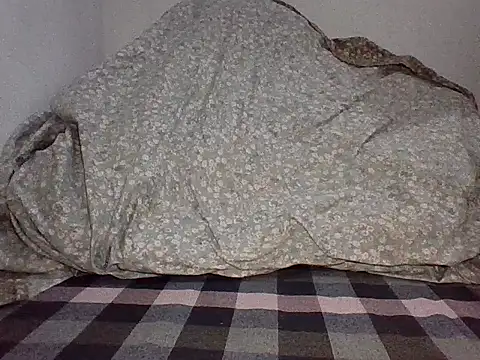 desilund0230 online show from May 2026 07:11:01 PM