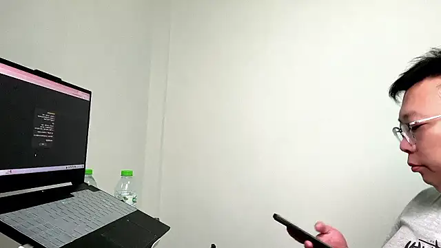 shentong0312 online show from March 2026 02:23:01 PM