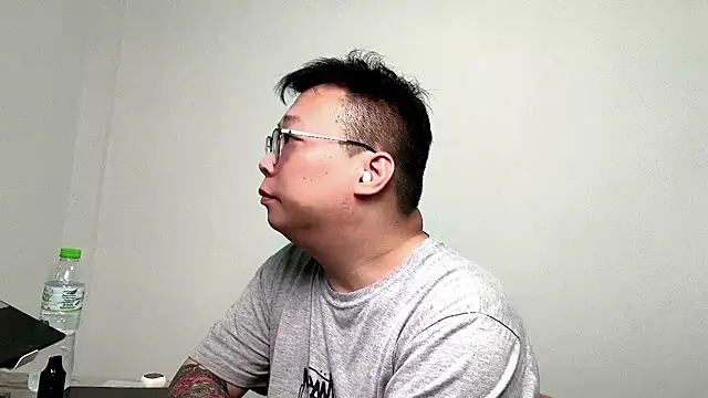 shentong0312 online show from March 2026 08:40:01 AM