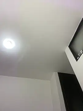 LINDA EF online show from April 2026 12:03:01 PM