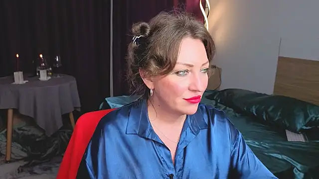 Sirena Fly online show from June 2026 10:03:02 PM