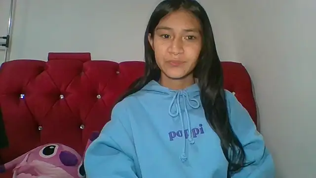 KarolaMendez online show from April 2026 08:57:02 PM