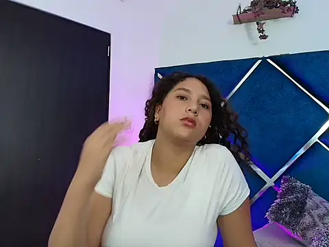 AnaisNuaghty online show from March 2026 12:33:01 PM