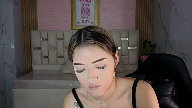 veronicaa s online show from May 2026 08:06:02 PM
