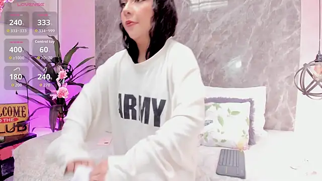 Megan Stein online show from April 2026 07:55:01 PM