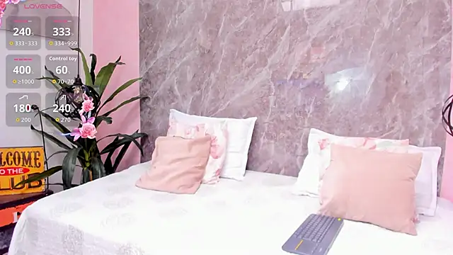 Megan Stein online show from April 2026 07:29:01 PM