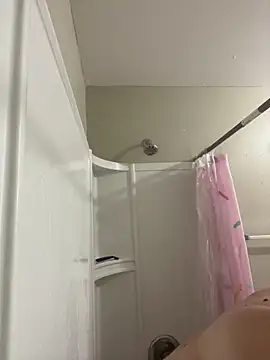 kyndrabeanee online show from April 2026 01:19:01 AM