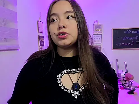 Snapshot of cherry_valeria chatting on May 2026 05:27:01 AM cherry valeria online show from May 2026 05:27:01 AM
