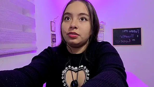 Snapshot of cherry_valeria chatting on May 2026 05:24:02 AM cherry valeria online show from May 2026 05:24:02 AM