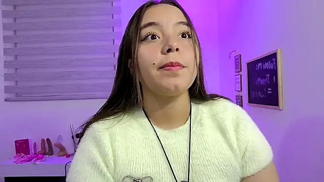 Snapshot of cherry_valeria chatting on May 2026 01:58:01 AM cherry valeria online show from May 2026 01:58:01 AM