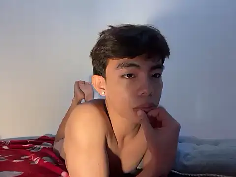 hottasianboy online show from April 2026 12:24:01 PM