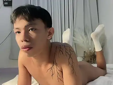 hottasianboy online show from July 2026 12:33:02 PM