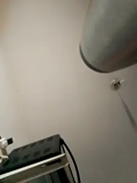 jhdiaz703 online show from March 2026 12:45:02 PM