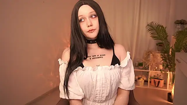 Snapshot of MuseLuna chatting on March 2026 07:12:02 AM MuseLuna online show from March 2026 07:12:02 AM