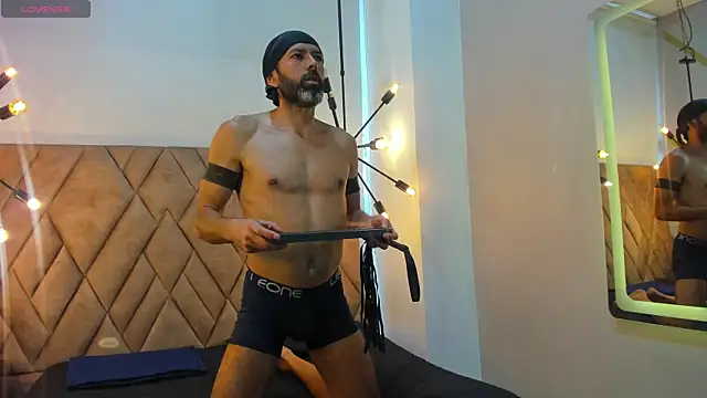 Jorge Perezz online show from March 2026 02:29:01 PM