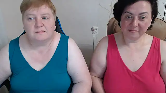 Snapshot of Lindy-Jeanie chatting on June 2026 06:53:02 PM Lindy-Jeanie online show from June 2026 06:53:02 PM