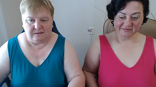 Snapshot of Lindy-Jeanie chatting on June 2026 09:14:01 AM Lindy-Jeanie online show from June 2026 09:14:01 AM