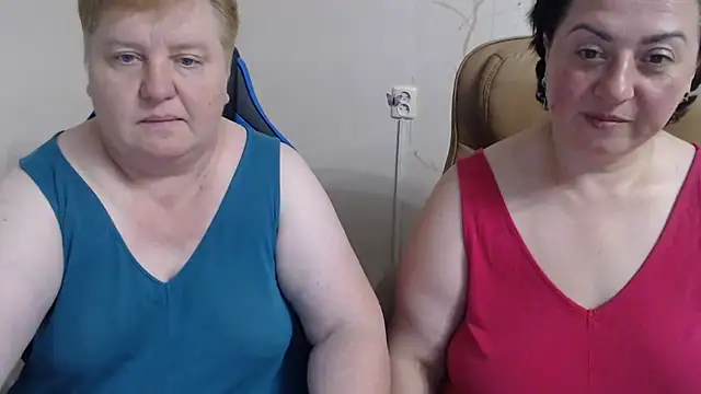 Snapshot of Lindy-Jeanie chatting on June 2026 07:18:02 PM Lindy-Jeanie online show from June 2026 07:18:02 PM