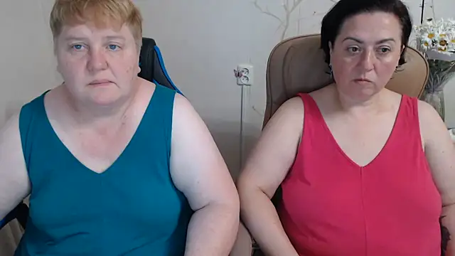 Snapshot of Lindy-Jeanie chatting on June 2026 06:36:01 PM Lindy-Jeanie online show from June 2026 06:36:01 PM
