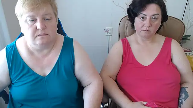 Snapshot of Lindy-Jeanie chatting on July 2026 10:00:01 AM Lindy-Jeanie online show from July 2026 10:00:01 AM