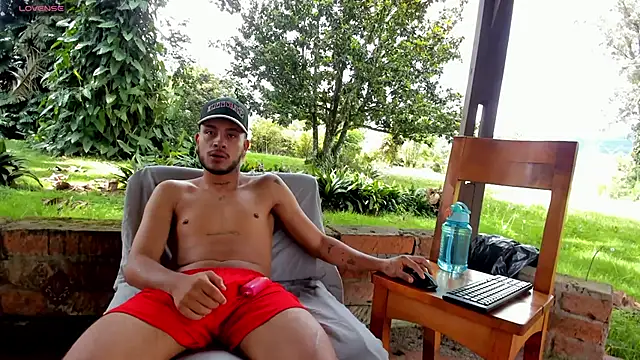 DilanAndres online show from April 2026 03:19:02 PM