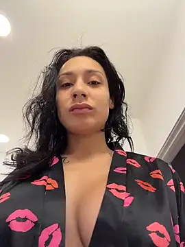 Snapshot of FerrariFrench chatting on March 2026 06:44:01 PM FerrariFrench online show from March 2026 06:44:01 PM