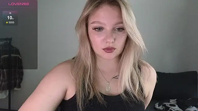 bettyloveu online show from July 2026 11:01:02 AM