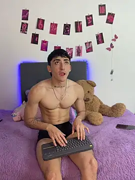 Nath and Lian online show from May 2026 05:25:03 AM