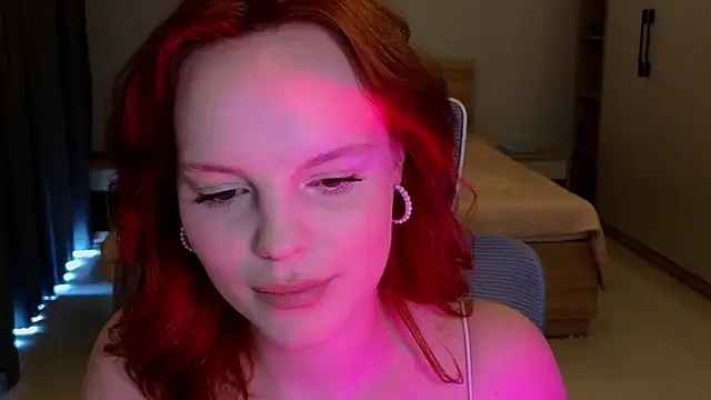 mollybossy online show from April 2026 06:58:01 AM