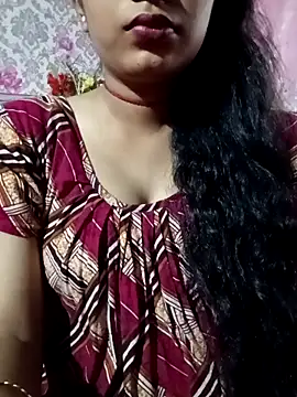 tina2005 online show from March 2026 11:27:01 AM