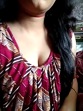 tina2005 online show from March 2026 10:40:01 AM