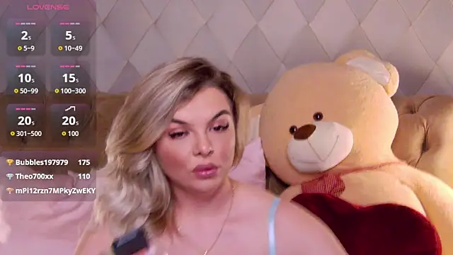 KimmBliss online show from April 2026 01:42:02 AM